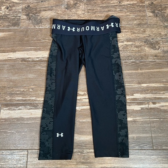 Under Armour Capri's - Medium - Picture 5 of 9